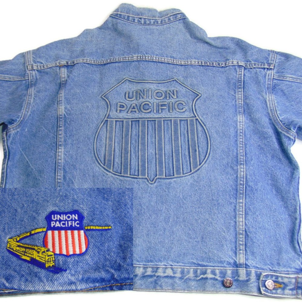 Vintage Union Pacific Tyca Men's XL Blue Jean Denim Jacket Coat Made in USA